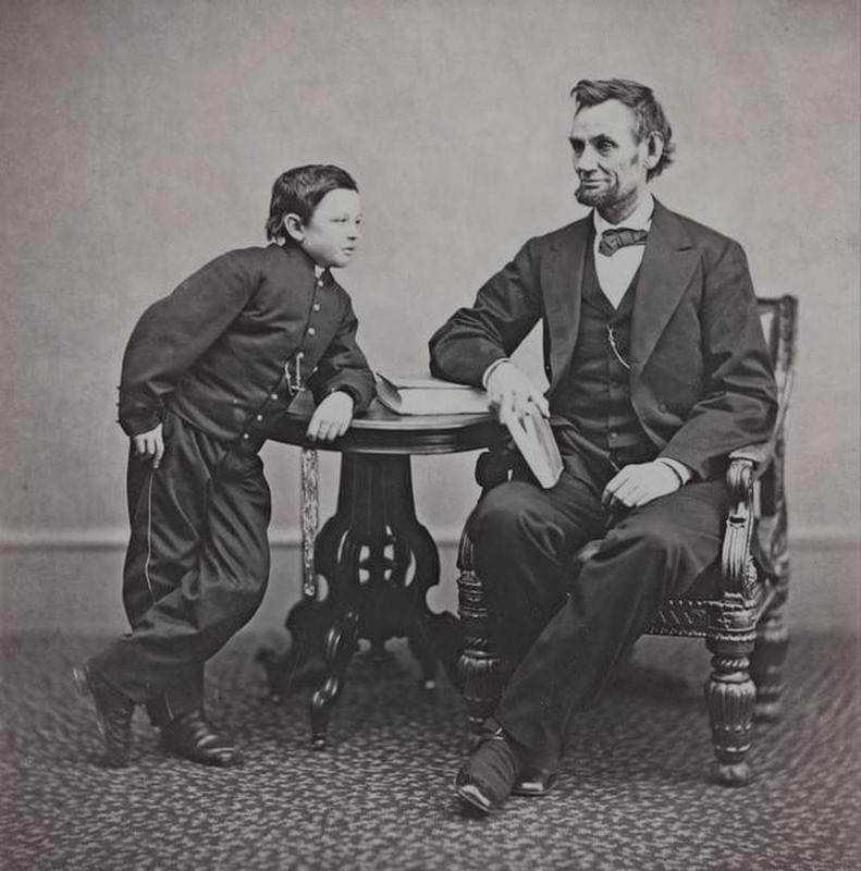 Hidden Photos From History Show A Chilling Side To The Past Hidden Photos From History Show A Chilling Side To The Past