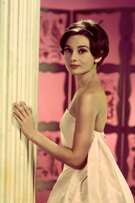 Las Mujeres Que Lucen Esplendorosas A Cualquier Edad Audrey Hepburn