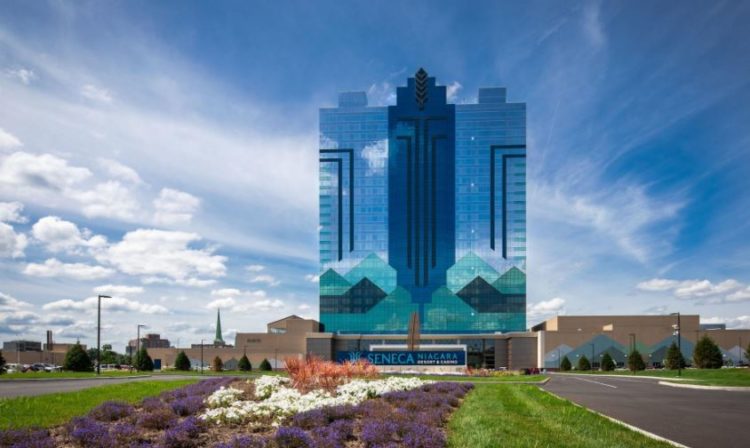 The 10 Best Hotels in Buffalo, NY