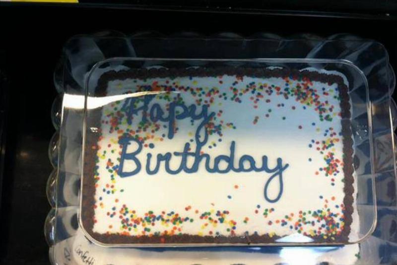 These Hilarious Walmart Employee Fails Made Shoppers Do A Double Take